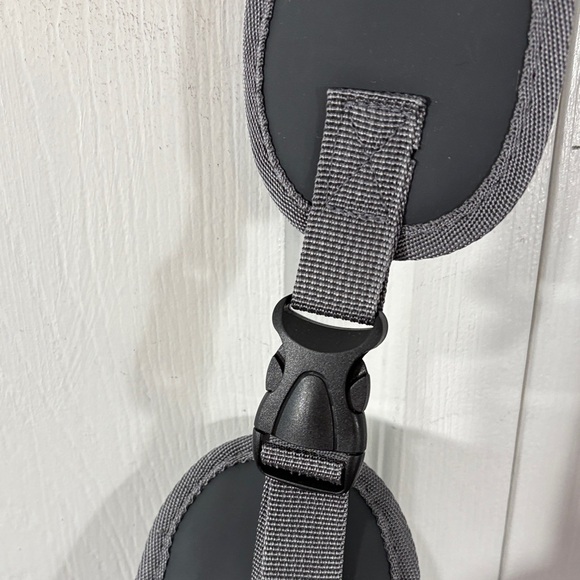 Dog carrier Sling Bag with dog water bottle - Picture 3 of 10